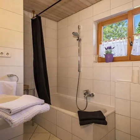 Apartment Haus Sonnenschein Sonnenterrasse